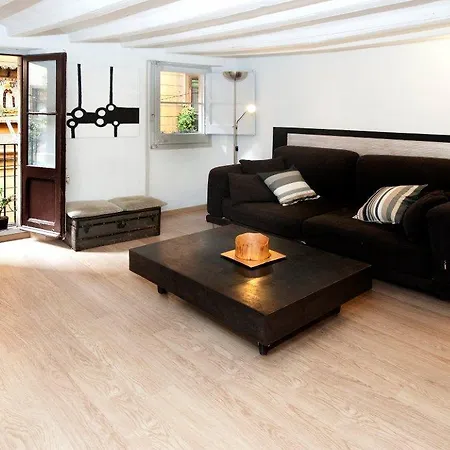 Romantic Chic Gothic